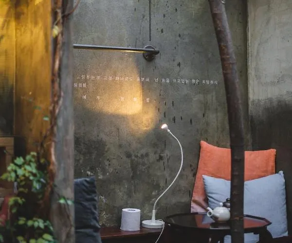 Viva La Vida - Jongno Hanok Private House